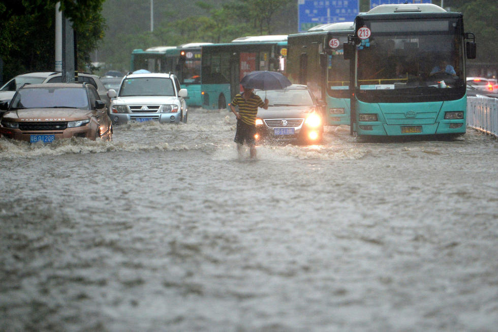 食品傳送帶廠家：廣東強降雨，你的快遞還好嗎